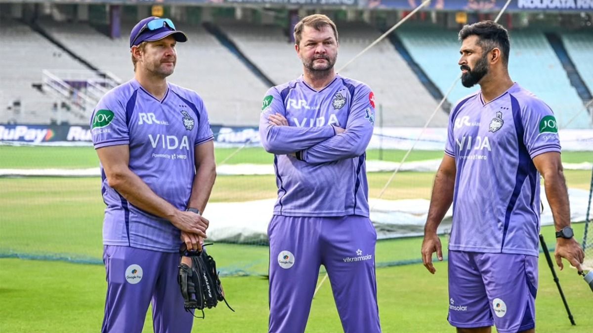 5 मैच, 0 जीत, KKR को इस दिग्गज ने दी सीख, बोले- खिलाड़ी की कीमत देखकर टीम थोड़ी बनती है SportsTak Hindi