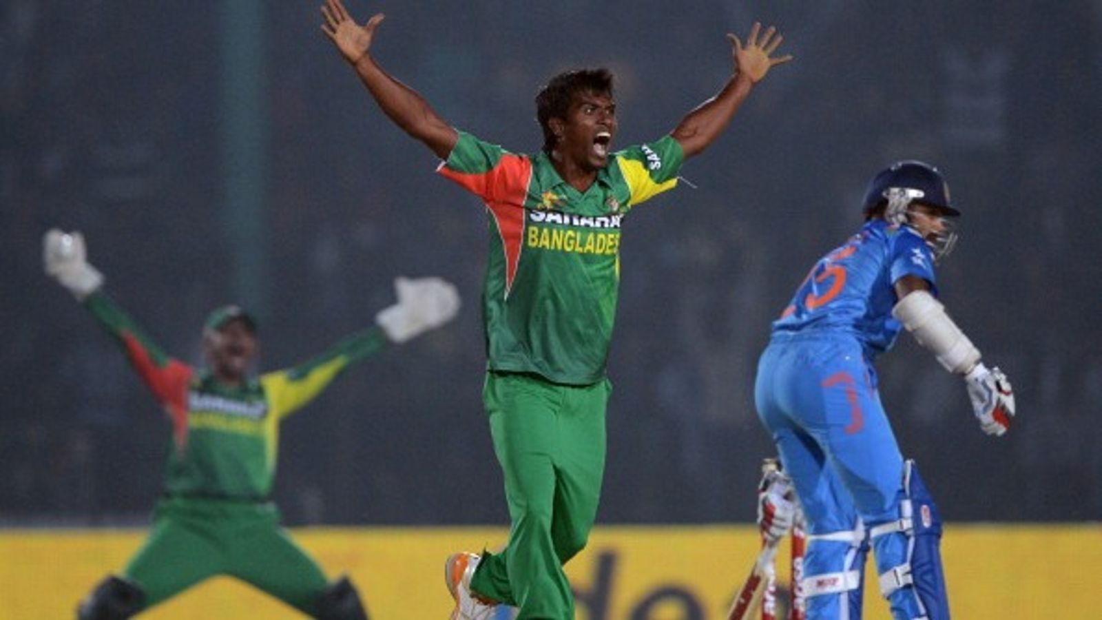 IPL 2026 के बीच इस गेंदबाज ने 36 की उम्र में इंटरनेशनल क्रिकेट से लिया संन्यास, इमोशनल पोस्ट लिख किया ऐलान रुबेल हुसैन 2021 में आखिरी इंटरनेशनल मैच खेला था. (PC: Getty)