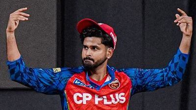 श्रेयस अय्यर को व्हाइट-बॉल कप्तान नहीं बनाया गया तो भारत को होगा नुकसान! BCCI को मिली चेतावनी SportsTak Hindi