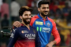 RCB vs DC मैच की पिच रिपोर्ट, प्लेइंग XI, वेदर अपडेट से लेकर लाइव स्ट्रीमिंग तक की सभी डिटेल्स यहां जानें SportsTak Hindi