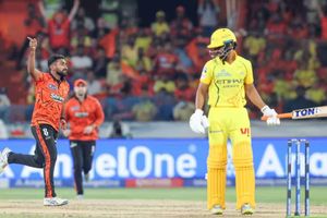 SRH vs CSK : मलिंगा के आगे CSK ने टेके घुटने, हैदराबाद ने 194 रन बनाकर दर्ज की लगातार दूसरी जीत SportsTak Hindi