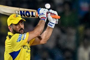 MS Dhoni कब खेलेंगे IPL 2026 में अपना पहला मैच? CSK के सुपरस्टार की वापसी पर लेटेस्ट अपडेट SportsTak Hindi