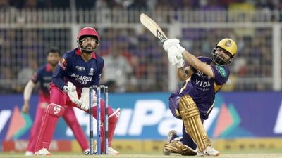 KKR vs RR: रिंकू-रॉय ने दिलाई कोलकाता को पहली जीत, 85 पर 6 विकेट गिरने के बाद पलटा पासा, राजस्थान की दूसरी हार SportsTak Hindi