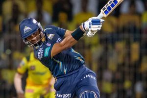 पाकिस्तानी बोर्ड ने IPL के लिए PSL छोड़ने वाले इस खिलाड़ी पर लगाया 1 साल का बैन, माफी के बाद कम की सजा SportsTak Hindi