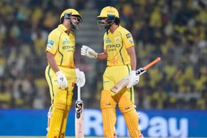 चेन्नई सुपर किंग्स का फिर से हो गया नुकसान, धाकड़ खिलाड़ी IPL 2026 से बाहर, 2-3 महीने खेलना मुश्किल SportsTak Hindi