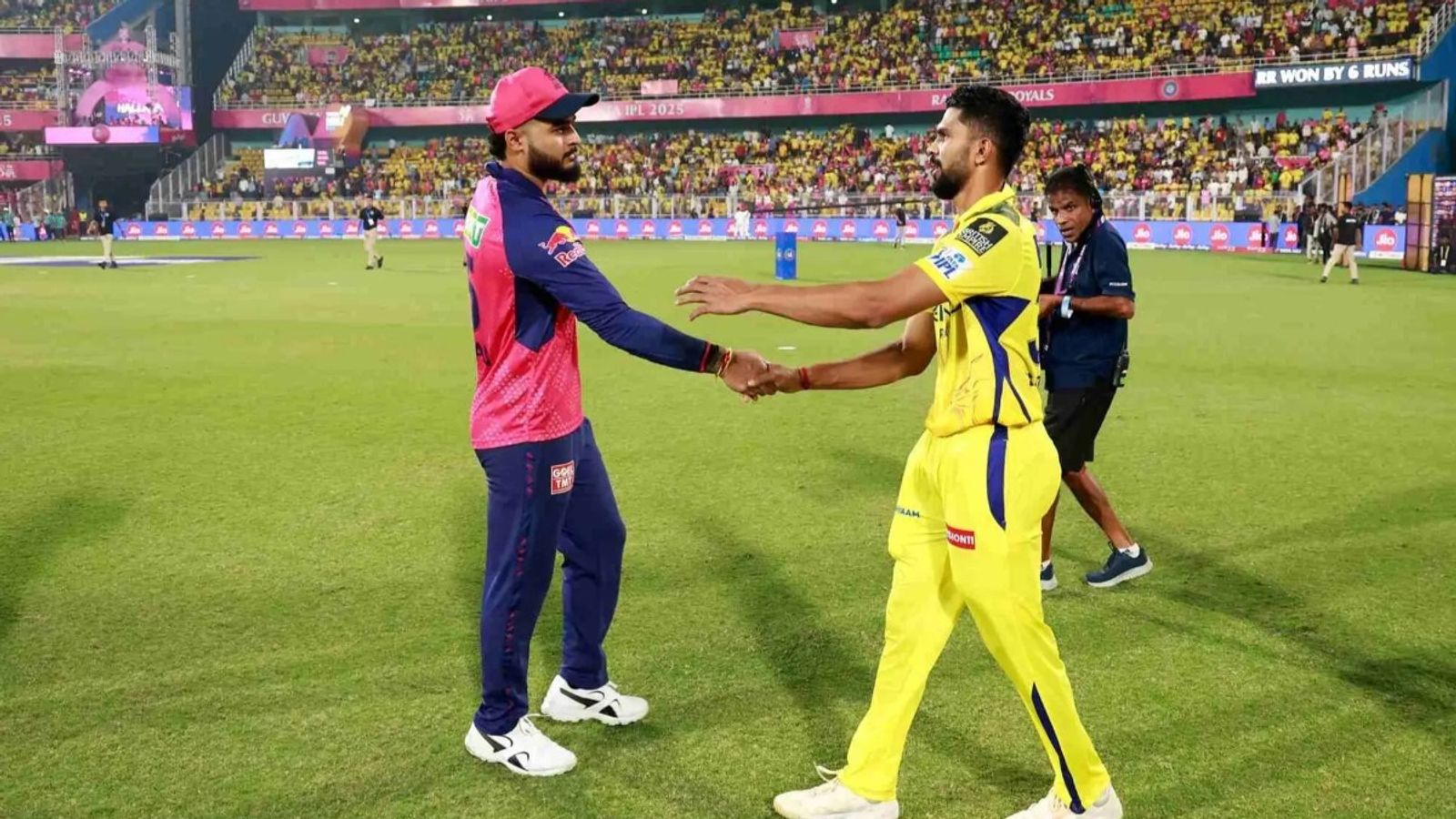 IPL 2026: कप्तान ही बन गए इन टीमों की मुसीबत, खुद ही कर रहे कमजोर, जीतना हो रहा मुश्किल रियान पराग और ऋतुराज गायकवाड़ अभी तक आईपीएल 2026 में छाप नहीं छोड़ पाए. (Photo: BCCI)