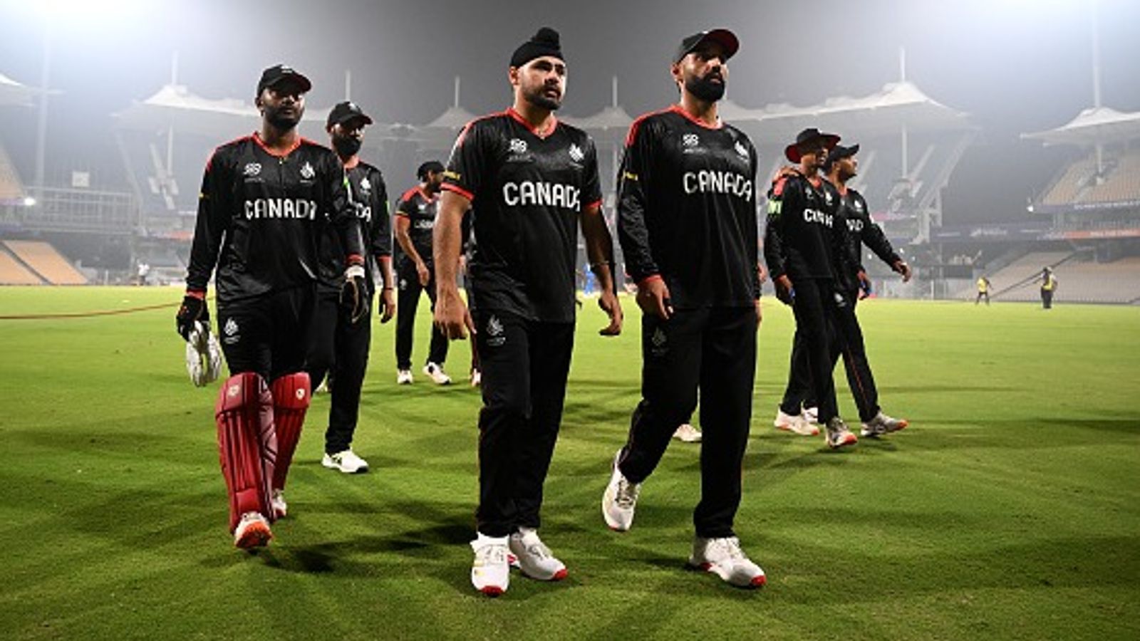 T20 World Cup 2026 में कनाडा के क्रिकेटर को दी गई थी एक्स्ट्रा सिक्योरिटी, श्रीलंका पहुंचने के बाद अधिकारियों से किया था कॉन्टेक्ट, रिपोर्ट में चौंकाने वाला खुलासा कनाडा के कप्तान दिलप्रीत बाजवा जांच के घेरे में हैं (PC: Getty)
