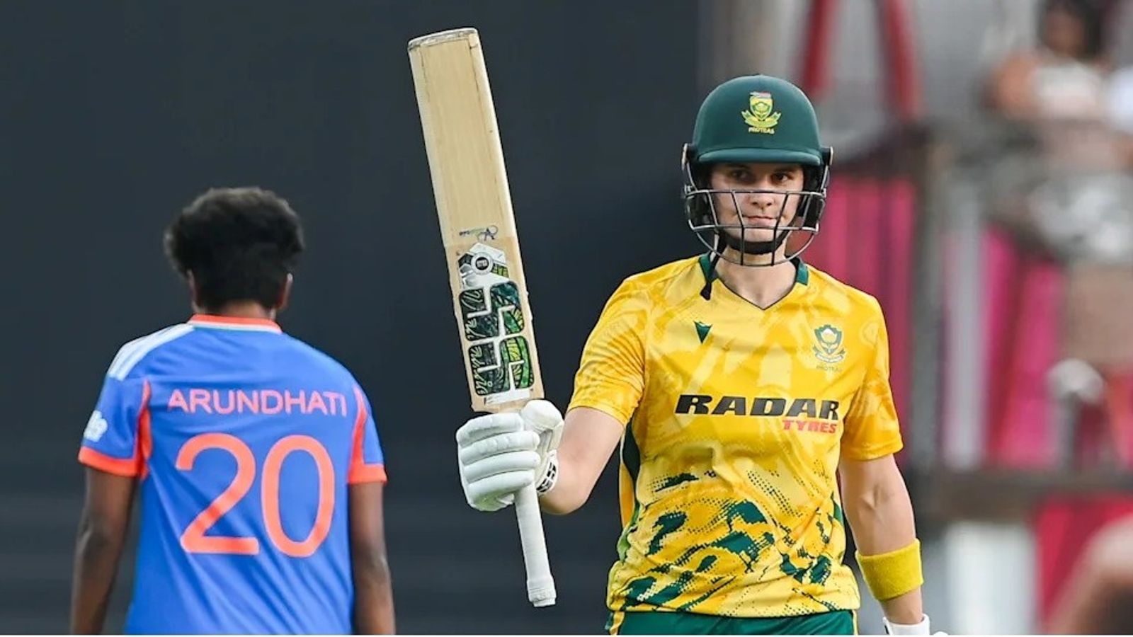 IND vs SA: साउथ अफ्रीका ने किया अपना सबसे बड़ा टी20 चेज, वूल्वार्ट के शतक से भारत को मिली तीसरे मैच में 9 विकेट से मात, हरमनप्रीत की टीम ने गंवाई सीरीज भारतीय महिला टीम ने चार विकेट पर 192 रन बनाए. (PC: ICC)