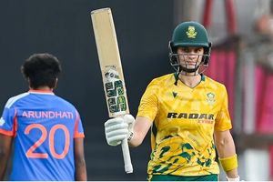 IND vs SA: साउथ अफ्रीका ने किया अपना सबसे बड़ा टी20 चेज, वोल्वार्ड्ट के शतक से भारत को मिली तीसरे मैच में 9 विकेट से मात, हरमनप्रीत की टीम ने गंवाई सीरीज SportsTak Hindi