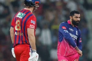 IPL 2026: रवींद्र जडेजा ने शिक्षा मंत्री को क्यों डेडिकेट किया अपना प्लेयर ऑफ द मैच अवॉर्ड? SportsTak Hindi