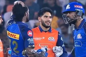 क्या टी20 वर्ल्ड कप 2026 भारत को जिताने से IPL में थके नजर आ रहे हैं मुंबई इंडियंस के खिलाड़ी? कोच ने बताया पूरा सच SportsTak Hindi