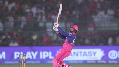 वैभव सूर्यवंशी ने 36 गेंद में शतक के साथ रचा इतिहास, इस मामले में अब उनके जैसा कोई धुरंधर नहीं Vaibhav Suryavanshi plays a shot