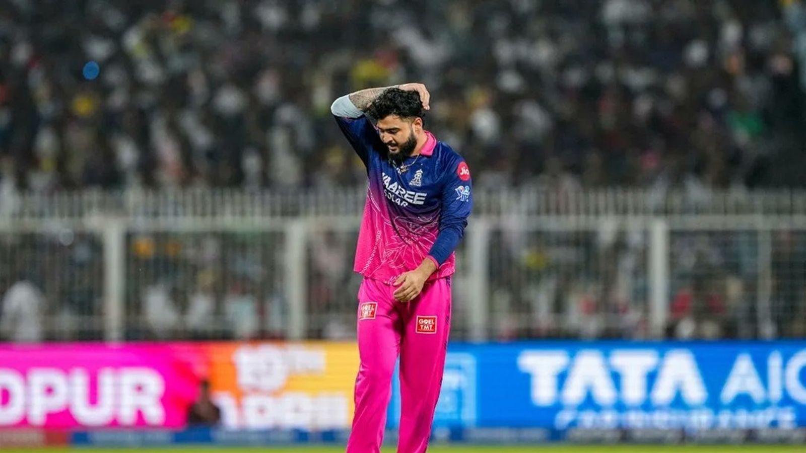 228 रन बनाने के बाद भी मिली हार तो रियान पराग का टीम पर फूटा गुस्सा, कहा - अभिषेक शर्मा जैसे बल्लेबाज की अगर... राजस्थान की हार के बाद रियान पराग