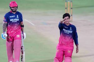 सूर्यवंशी ने गोल्डन डक पर आउट करने वाले बॉलर से लिया बदला, इस तरह उतारा मैक्ग्रा के चेले का खुमार SportsTak Hindi