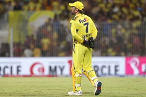 महेंद्र सिंह धोनी की IPL 2026 सीजन में वापसी होगी भी या नहीं ? कोच फ्लेमिंग ने कहा - 'वो पूरे सीजन से बाहर हो सकते हैं' SportsTak Hindi