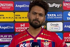 ऋषभ पंत ने लखनऊ के लगातार 5वां मैच हारने पर लगाई गुहार, बोले- हमें ब्रेक दे दो SportsTak Hindi