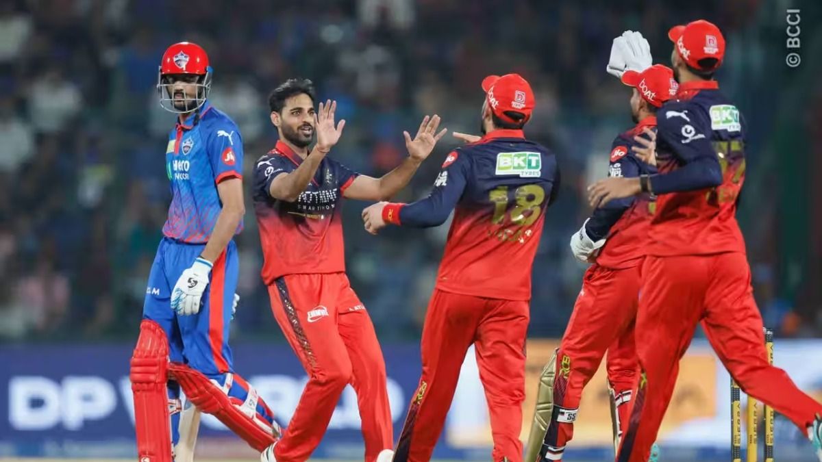 विकेट लेने के बाद भुवनेश्वर कुमार 