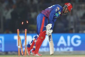 IPL 2026 Points Table: आरसीबी ने धमाकेदार जीत से पंजाब पर बढ़ाया दबाव, दिल्ली कैपिटल्स का बेड़ा गर्क SportsTak Hindi