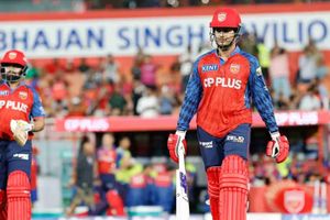 प्रियांश आर्य-प्रभसिमरन मे क्यों लगती है छक्के बरसाने की शर्त? श्रेयस अय्यर से बाद में जीतने पर मिलता है ये गिफ्ट SportsTak Hindi