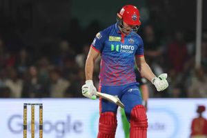 RR vs DC : डेविड मिलर दिल्ली कैपिटल्स की टीम से क्यों है बाहर, अक्षर पटेल ने हाथ खड़े करके जानिए क्या कहा ? SportsTak Hindi