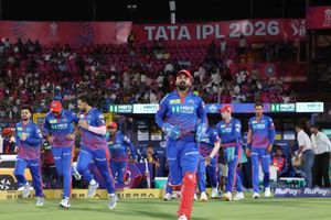 IPL 2026 Points Table : दिल्ली को जीत से बड़ा फायदा, जानें हार से किस स्थान पर है राजस्थान ? SportsTak Hindi