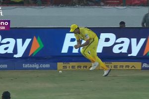 IPL 2026 सीजन में अभी तक किस टीम ने टपकाए सबसे अधिक कैच ? देखें पूरी लिस्ट SportsTak Hindi