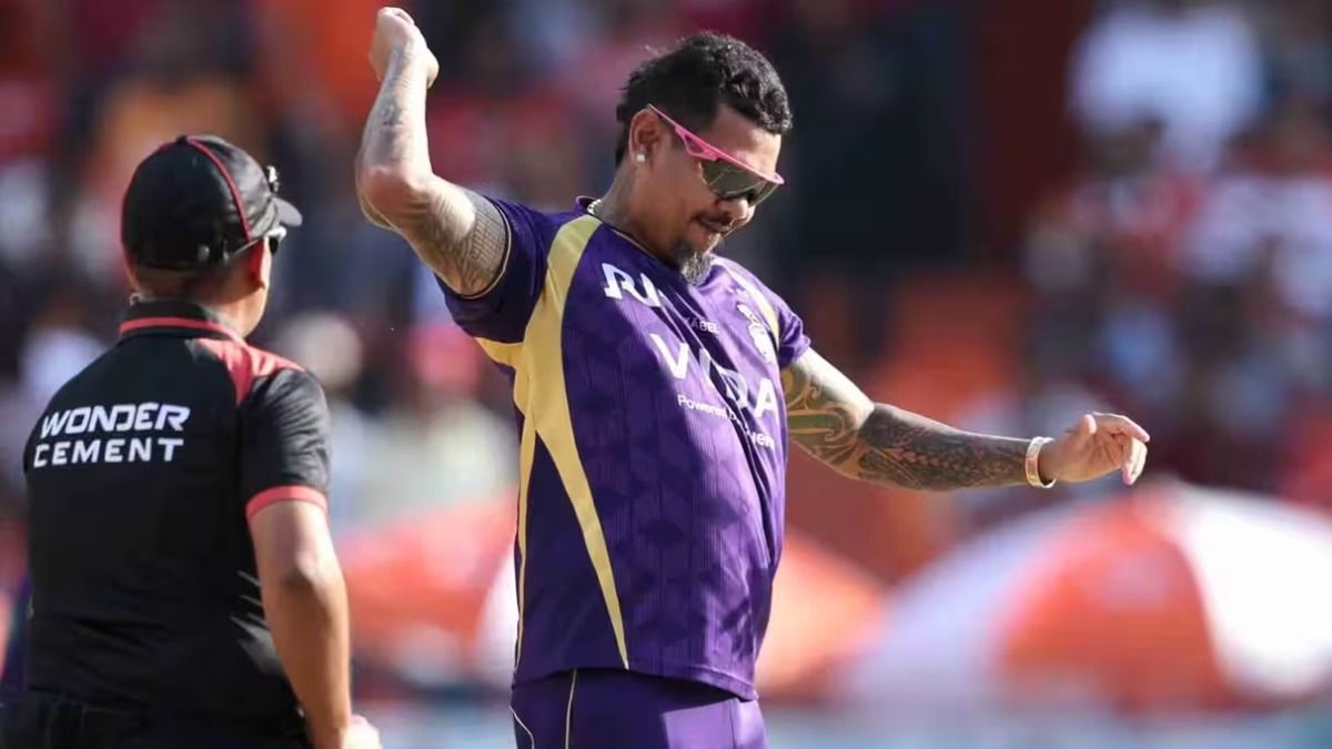 सुनील नरेन के नाम आईपीएल में 200 विकेट पूरे हो गए हैं. (PC: IPL)
