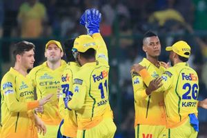 IPL 2026 POINTS TABLE : चेन्नई ने दिल्ली को उसके घर में रौंदा, जानें अंकतालिका में क्या बदलाव हुआ? SportsTak Hindi