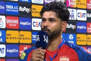 SRH vs PBKS : पंजाब को लगातार मिली तीसरी हार तो घूम गया कप्तान श्रेयस अय्यर का माथा, कहा - कैच छोड़ना और इसी तरह... SportsTak Hindi