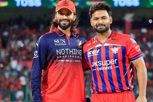 LSG vs RCB: पिच और वेदर रिपोर्ट, हेड टू हेड रिकॉर्ड, प्लेइंग XI और लाइव स्ट्रीमिंग से जुड़ी सभी डिटेल्स यहां जानें SportsTak Hindi