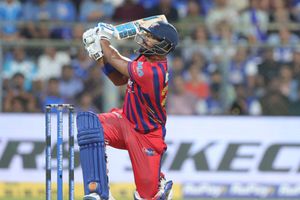 IPL 2026 में BCCI की वजह से हो रही 200 प्लस के स्कोर की बारिश, पिच से बाउंड्री की दूरी तक सब पहले से तय SportsTak Hindi