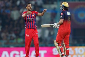 IPL 2026 Points Table: लखनऊ को 1 महीने बाद मिली जीत तो अंक तालिका में मची हलचल, RCB का बिगड़ा प्लेऑफ का समीकरण SportsTak Hindi