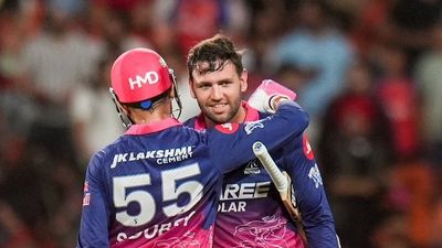 'वो मुझे बल्ले अच्छे भेज रहे हैं', राजस्थान के डोनोवन फरेरा ने 16 छक्के उड़ाने के बाद खोला राज, कहा - कार की बैट्री... Donovan Ferreira