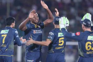 IPL 2026 Points Table : गुजरात को जीत से अंकतालिका में बड़ा फायदा, जानें राजस्थान का क्या हुआ ? SportsTak Hindi
