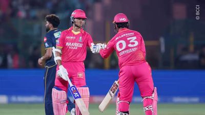 गुजरात से हार के बाद अब कैसे प्लेऑफ में जा सकती है राजस्थान रॉयल्स, जानें नए समीकरण Rajasthan captains Yashasvi Jaiswal and Vaibhav Suryavanshi during batting.