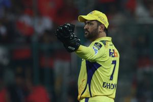एमएस धोनी क्या IPL 2026 में खेलेंगे? फिट होने के बावजूद टीम में न आने पर भारतीय दिग्गज ने दी अंदर की अपडेट, कहा- वे शायद ही... SportsTak Hindi