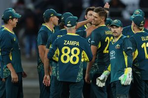 ऑस्ट्रेलिया की ODI-T20I स्क्वॉड का ऐलान, IPL की वजह से पाकिस्तान नहीं जाएंगे ये 7 खिलाड़ी, मैक्सवेल-लाबुशेन टी20 से बाहर SportsTak Hindi