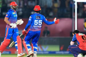 IPL 2026: अक्षर और मिलर की फिफ्टी, तीन विकेट से जीती दिल्ली कैपिटल्स, पंजाब किंग्स को मिली लगातार चौथी हार SportsTak Hindi
