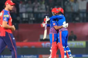 IPL 2026 Points Table: DC की जीत के बाद पॉइंट टेबल में उथल- पुथल, PBKS की लगातार चौथी हार के बाद जानें क्या हुआ बदलाव SportsTak Hindi