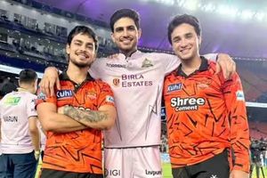 'दिल अब भी सच्चे और घर भी कच्चे', अभिषेक- इशान की SRH को 82 रन से हराने के बाद शुभमन गिल ने क्यों कहा ऐसा? SportsTak Hindi