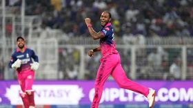 Jofra Archer during IPL match Jofra Archer during IPL match