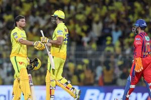 LSG vs CSK : पिच रिपोर्ट, वेदर अपडेट, हेड टू हेड रिकॉर्ड, प्लेइंग XI और लाइव स्ट्रीमिंग की जानें डिटेल्स SportsTak Hindi
