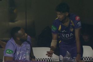 KKR के लिए 8 गेंद फेंक सके 18 करोड़ लेने वाले मथीशा पथिराना, फिर इस वजह से चले गए मैदान से बाहर SportsTak Hindi
