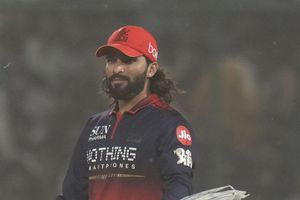 PBKS vs RCB: पंजाब के सामने रजत पाटीदार ने क्यों नहीं की रॉयल चैलेंजर्स बेंगलुरु की कप्तानी, किस वजह से जितेश को मिली कमान SportsTak Hindi