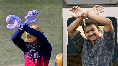 वेंकटेश अय्यर ने पंजाब किंग्स के सामने फिफ्टी लगाने के बाद कौनसा जश्न मनाया, इस एक्टर से है कनेक्शन SportsTak Hindi