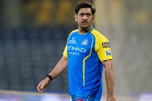 CSK vs SRH: एमएस धोनी चेन्नई के आखिरी घरेलू मैच में भी नहीं खेले, क्यों और अब कब होगी वापसी, गायकवाड़ ने दिया जवाब SportsTak Hindi