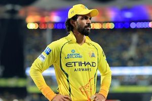 IPL 2026 : प्लेऑफ के एक स्थान के लिए 5 टीमों में जंग, जानें CSK से लेकर KKR तक कैसे पलट सकती हैं बाजी ? SportsTak Hindi