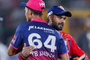 IPL 2026: ऋषभ पंत ने हार के बाद खोया आपा, गुस्से में लाइव टीवी पर दी गाली, Video SportsTak Hindi