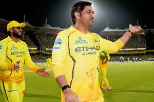 एमएस धोनी ने क्या अपना आखिरी IPL मैच खेल लिया है? CSK कोच माइक हसी ने दी बड़ी अपडेट, चोट पर भी दी जानकारी SportsTak Hindi