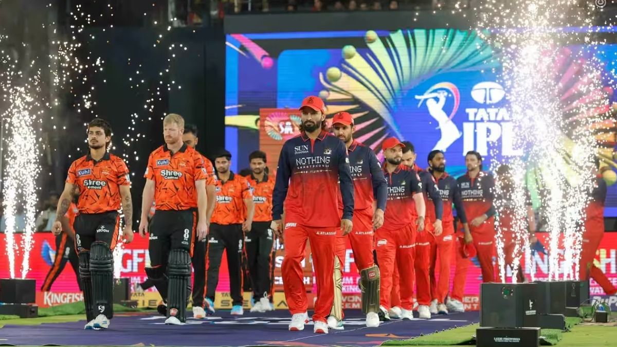 सनराइजर्स हैदराबाद और रॉयल चैलेंजर्स बेंगलुरु के बीच मुकाबला. (PC: IPL)